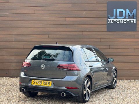 Volkswagen Golf 2.0 Golf GTi Performance TSi 5dr 4