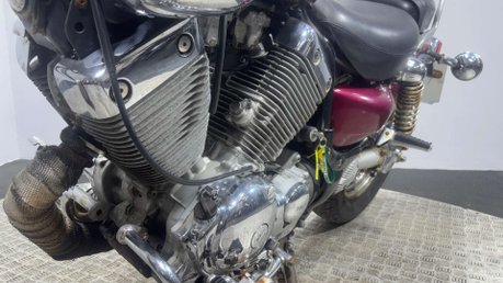 Yamaha XV 400 1995 37k running project bike spares or repair cruiser 400cc 8