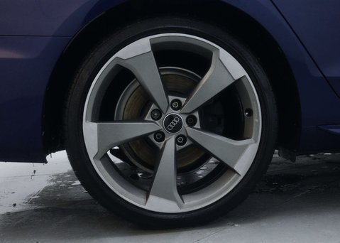 Audi A4 2.0 A4 Black Edition 35 TFSI Semi-Auto 4dr 13