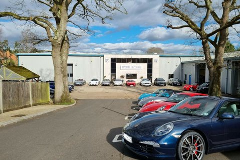 Porsche 911 CARRERA 4 TIPTRONIC S 27