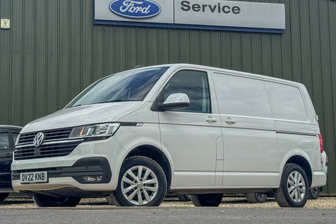 Volkswagen Transporter SWB L1H1 Low Roof Highline T28 Air Con Alloys Sensors EURO 6
