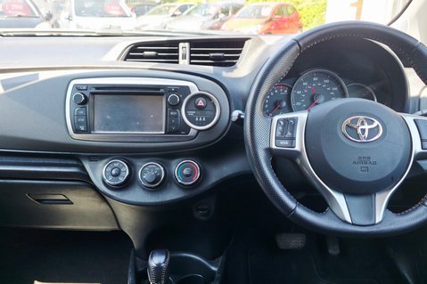 Toyota Yaris VVT-I SR.. AUTOMATIC.. 5 SERVICES.. STUNNING EXAMPLE..  14