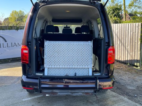 Volkswagen Caddy Maxi Life 2.0 TDI DSG Euro 6 (s/s) 5dr 11
