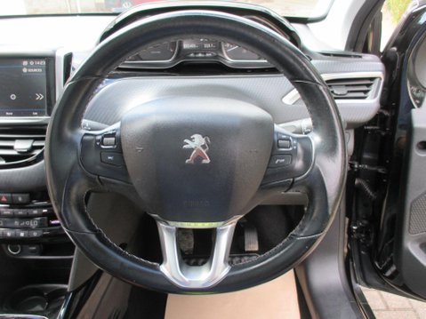 Peugeot 2008 1.2 PureTech Allure Premium Euro 6 (s/s) 5dr 17