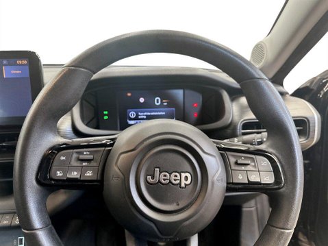 Jeep Avenger 1.2 Longitude SUV 5dr Petrol Manual Euro 6 (s/s) (100 ps) 11