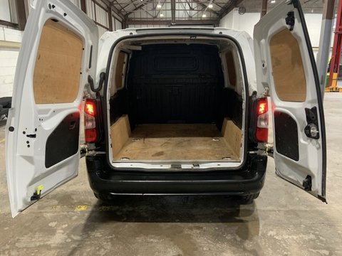 Peugeot Partner BLUEHDI PROFESSIONAL PREMIUM PLUS L1 7
