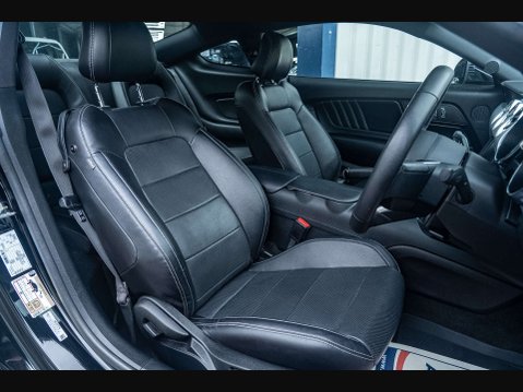 Ford Mustang 5.0 Mustang GT 2dr 10