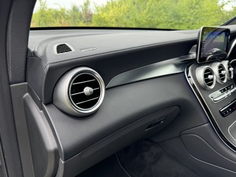 Mercedes-Benz GLC GLC 220D 4M AMG Line Premium Plus Auto Diesel PAN ROOF/MEMORY SEATS/360 CAM 19