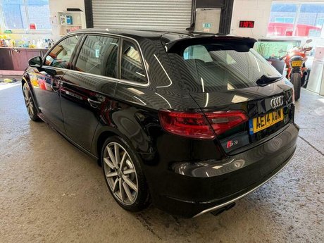 Audi S3 2.0 TFSI Sportback quattro Euro 6 (s/s) 5dr 4