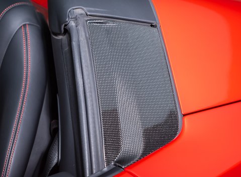 Ferrari 488 SPIDER 35