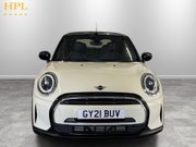 Mini Convertible 1.5 Cooper Exclusive Convertible 2dr Petrol Steptronic Euro 6 (s/s) (136 ps 2