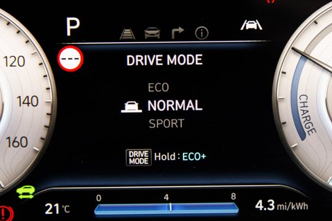 Hyundai KONA ULTIMATE 38