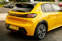 Peugeot 208 GT PREMIUM 9