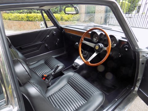 Alfa Romeo GT 1300 Junior 51