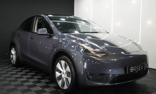 Tesla Model Y LONG RANGE AWD Comfort Suspension One Owner Tesla Comp Warranty until 12/27 7