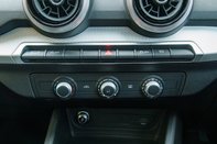 Audi Q2 TFSI TECHNIK 35