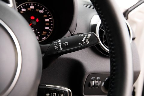 Audi A1 SPORTBACK TFSI SPORT NAV 17