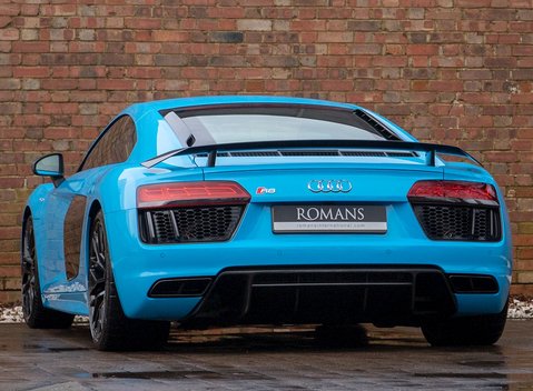 Audi R8 V10 Plus 3