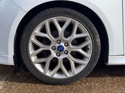 Ford Focus 1.0T EcoBoost Zetec S Euro 6 (s/s) 5dr 22