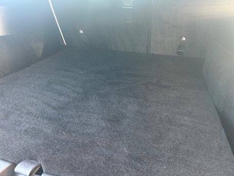 Tesla Model Y LONG RANGE AWD 30