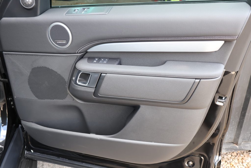 Land Rover Discovery 2026 COMMERCIAL DYNAMIC HSE STLYED BY SEEKER ASK ABOUT REAR SEATS FITTED  20
