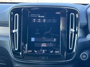 Volvo XC40 RECHARGE T5 R-DESIGN 25