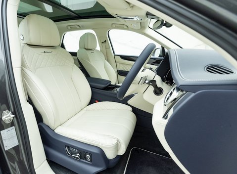 Bentley Bentayga Speed 10