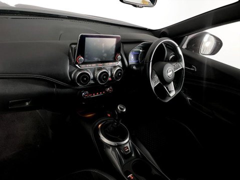 Nissan Juke 1.0 DIG-T N-Connecta SUV 5dr Petrol Manual Euro 6 (s/s) (114 ps) Cruise Co 14