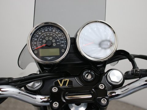 Moto Guzzi V7 V7 IV SPECIAL 15
