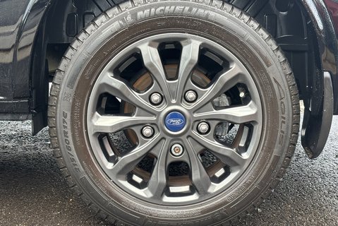 Ford Tourneo Custom 320 L1 Titanium X 185 ps 8 Seater 36