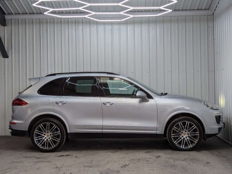 Porsche Cayenne 3.0 Cayenne D Platinum Edition V6 Tiptronic S A 4WD 5dr 16