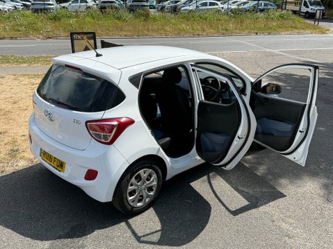Hyundai i10 SE *22,532 MILES* 30