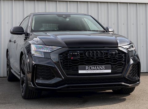 Audi RS Q8 Vorsprung 1