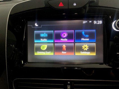 Renault Clio 1.5 dCi Dynamique S Nav Hatchback 5dr Diesel EDC Euro 6 (s/s) (90 ps) Air C 29