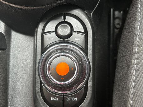 Mini Hatch 2.0 Cooper S Sport Steptronic Euro 6 (s/s) 5dr 16