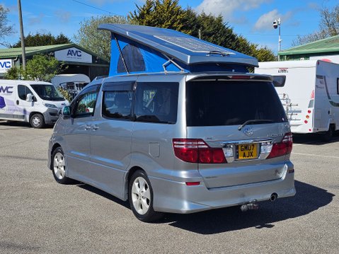 Toyota Alphard Camper 11