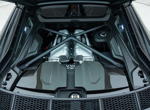Audi R8 V10 PERFORMANCE CARBON BLACK 37