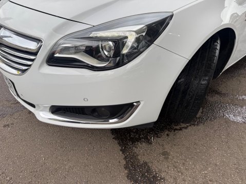 Vauxhall Insignia 2.0 CDTi ecoFLEX SRi Nav Euro 5 (s/s) 5dr 39