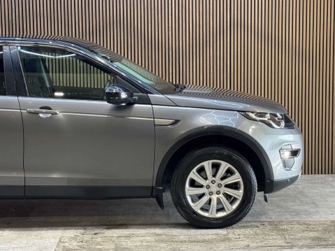 Land Rover Discovery Sport 2.0 Discovery Sport SE Tech TD4 Auto 4WD 5dr 16