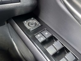 Lexus Ux 2.0 UX 250h 4x2 CVT 5dr 76