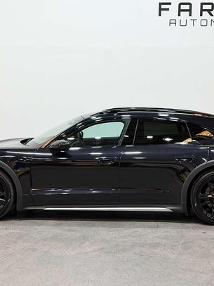Porsche Taycan Performance Plus 93.4kWh 4S Cross Turismo 5dr Electric Auto 4WD (571 ps) 2