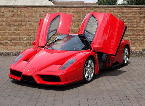 Ferrari Enzo 21