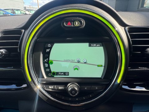 Mini Clubman COOPER BLACK 40