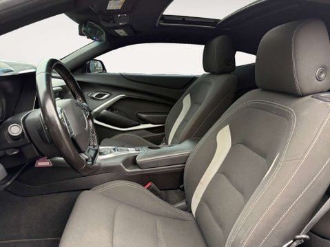 Chevrolet Camaro CHEVROLET || 3,564cc || 2018 || PETROL 9