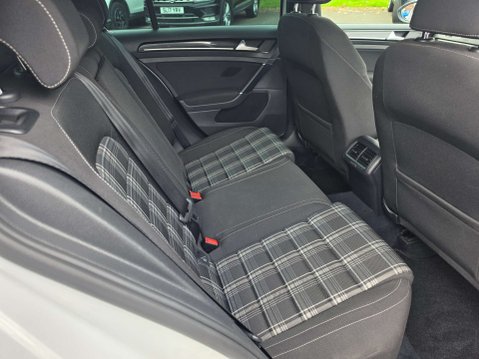 Volkswagen Golf 2.0 Golf GTD Semi-Auto 5dr 19