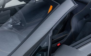 McLaren 675LT Spider MSO Carbon Series 44