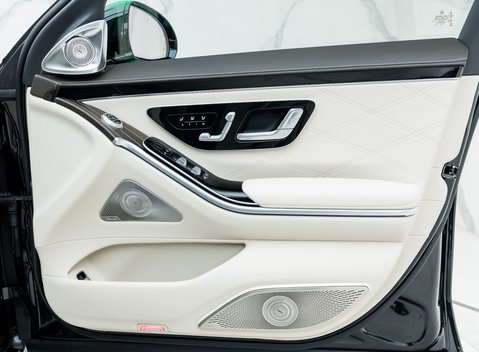 Mercedes-Benz S Class S580 Maybach First Class 39