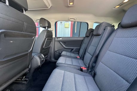 Volkswagen Touran 2.0 TDI SE MPV 5dr Diesel Manual Euro 6 (s/s) (150 ps) 22