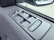 Land Rover Discovery Sport 2.0 TD4 HSE AUTOMATIC 22