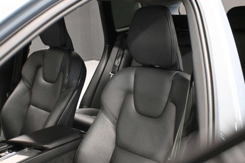 Volvo XC60 2.0 XC60 + B5 MHEV AWD Auto 4WD 5dr 18